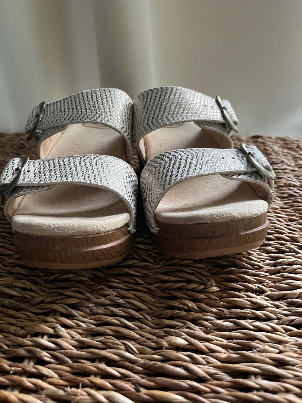 Women’s Dansko Sophie Sandals - Picture 10 of 12